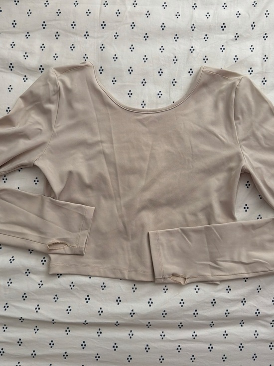 Madewell Tops - Madewell Nude Scoop Neck Long Sleeve Top